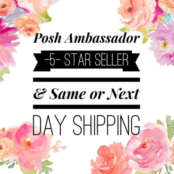 Meet your posher Hanna! ❤️!Bundle🔴5 FOR $20 as long as the box in under 5 lbs - Picture 5 of 16